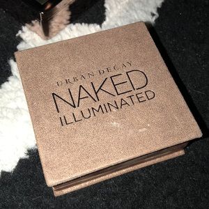 Urban decay naked illuminated LIT